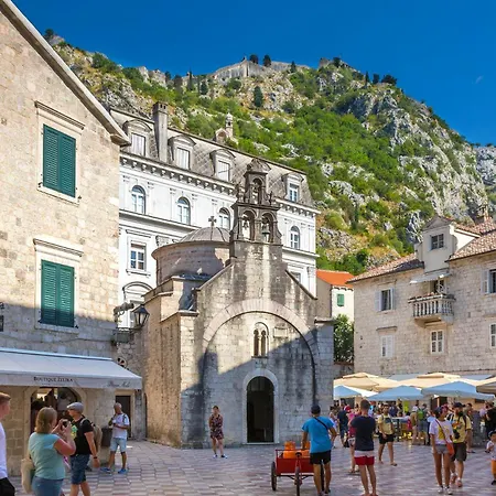 Luxury Rock With Pool And Jacuzzi Near Dubrovnik فيلة Ivanica