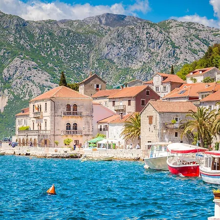 Luxury Rock With Pool And Jacuzzi Near Dubrovnik