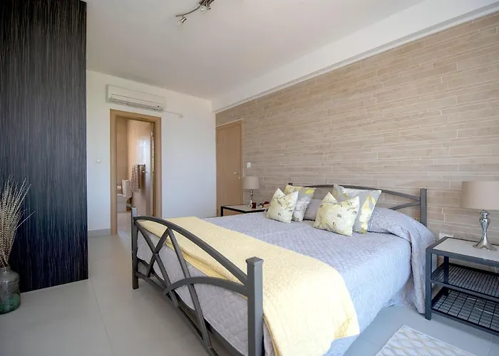 Luxury Rock With Pool And Jacuzzi Near Dubrovnik *