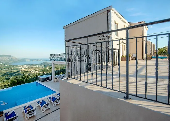 Vila Luxury Rock With Pool And Jacuzzi Near Dubrovnik Ivanica